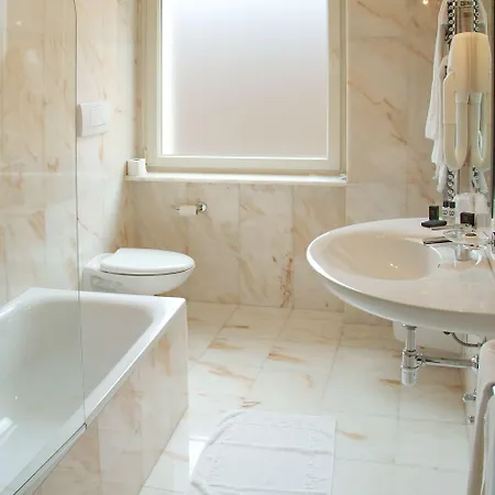 San Pietro 4*