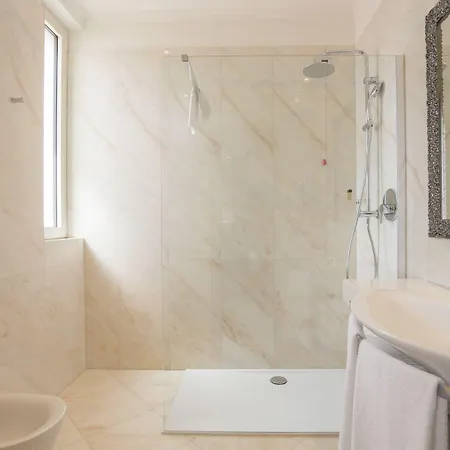 San Pietro 4* فيرونا